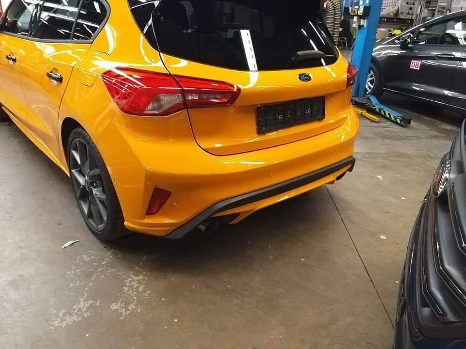 Ford Focus ST (5)