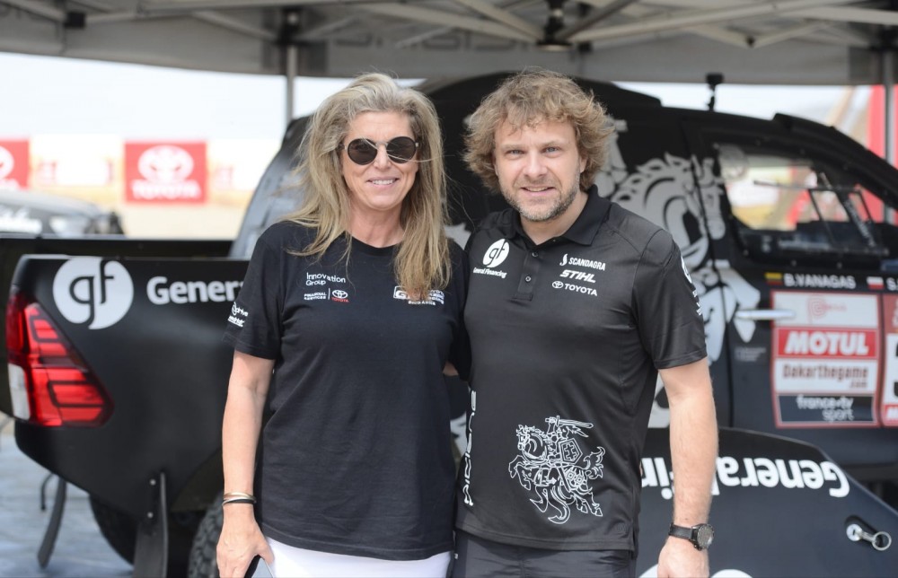 „Toyota Gazoo Racing“ komandos vadovo žmona Mišelė prisipažino sekanti lietuvių gyvenimą ir serganti už Benedikto ir Sebastiano ekipažą