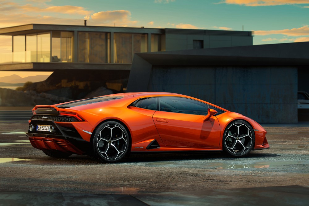 Lamborghini Huracan EVO (2)