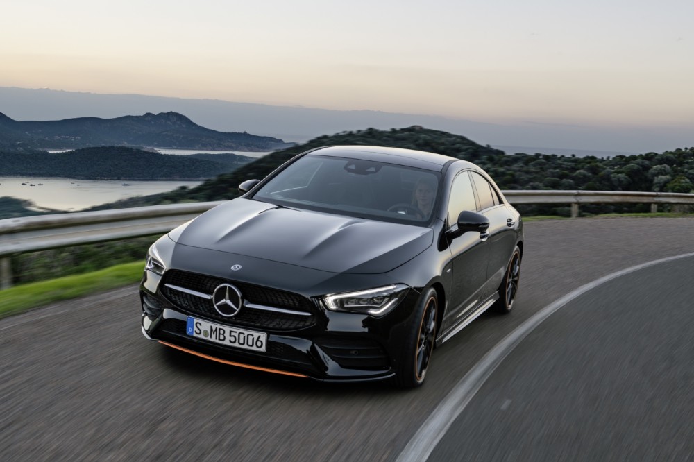 Naujos kartos Mercedes Benz CLA