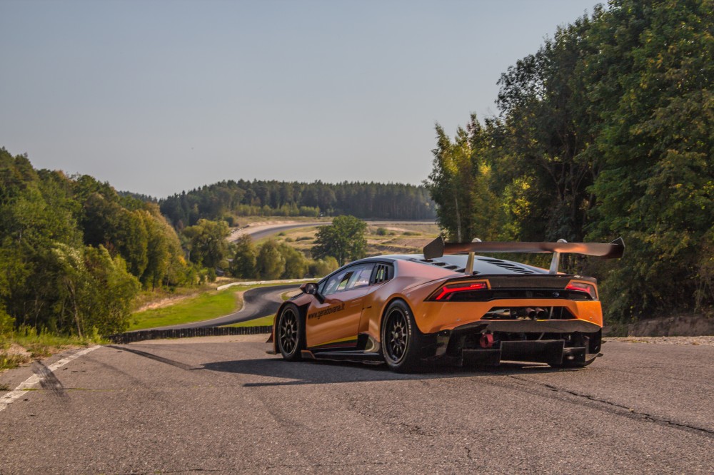 Lamborghini Huracan Super Trofeo 