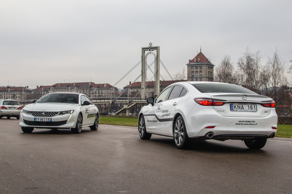 Palyginamasis testas: Mazda 6 prieš Peugeot 508