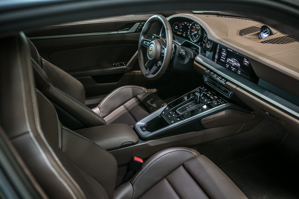 Į Vilnių atvykęs naujos kartos Porsche 911