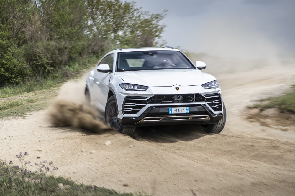 Naujasis Lamborghini Urus SUV