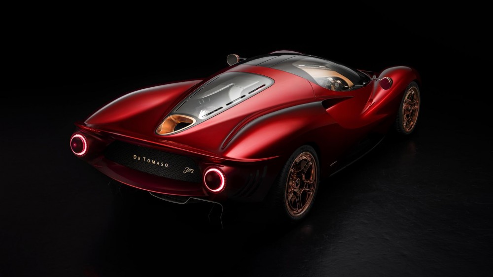 Naujasis De Tomaso P72
