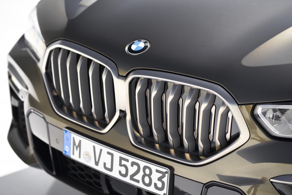 Naujos kartos BMW X6