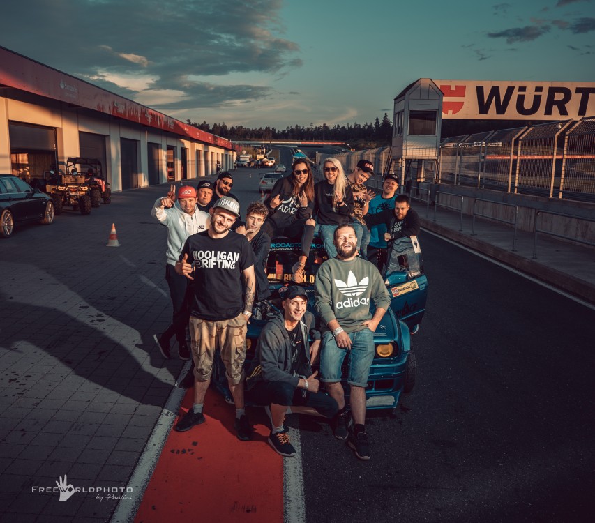 „Hooligan Drifting“ komandos nariai