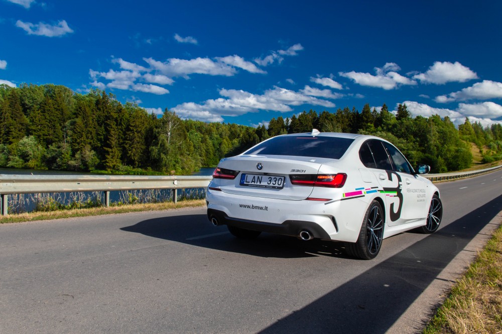 Naujos kartos BMW 3 serija