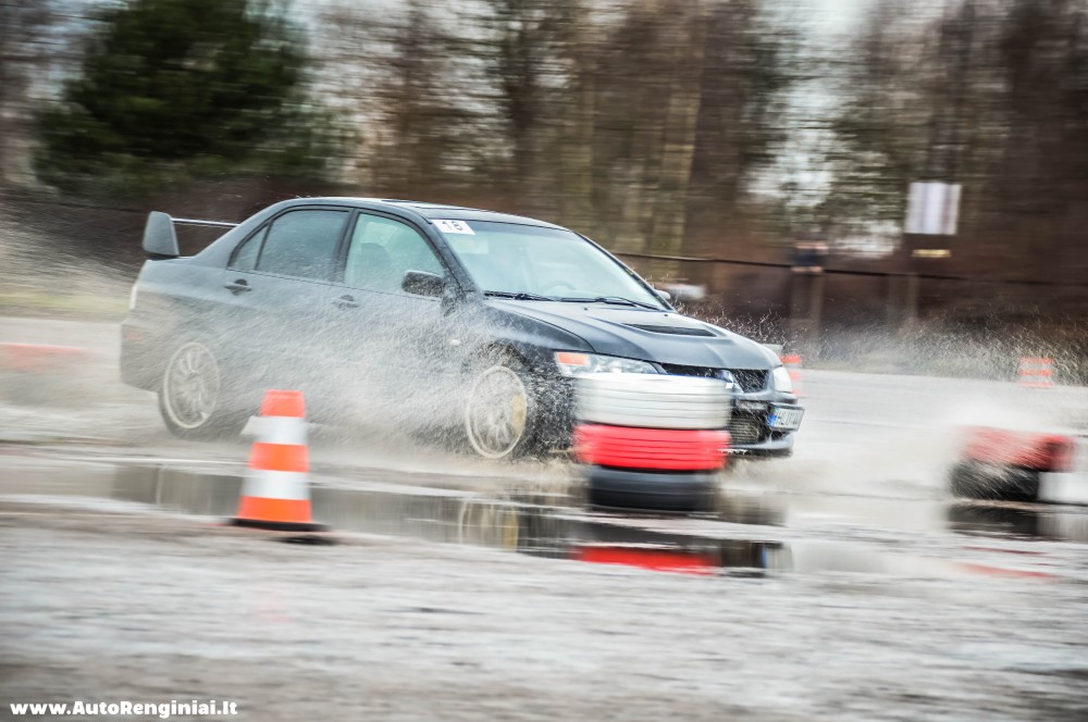 Mitsubishi Lancer EVO