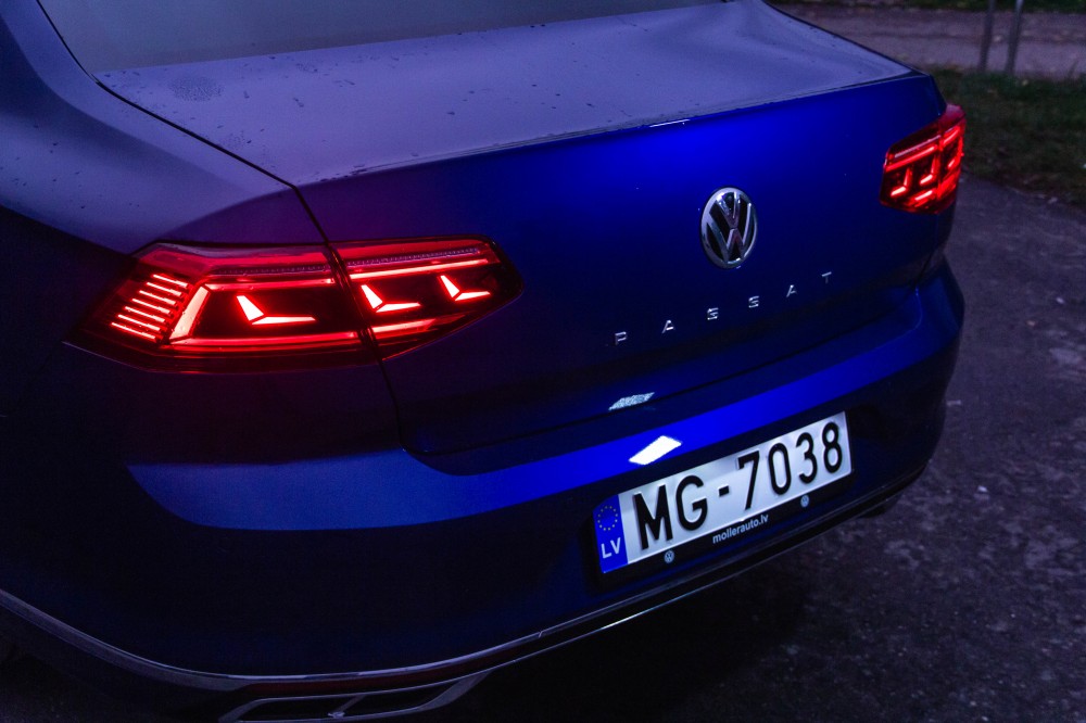 Atnaujinto Volkswagen Passat testas