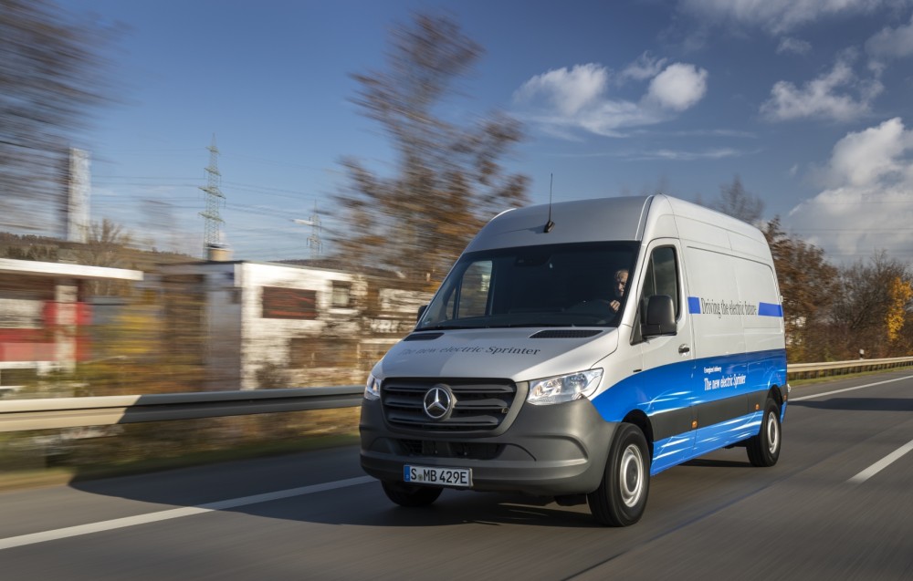 Elektrinis Mercedes-Benz eSprinter furgonas