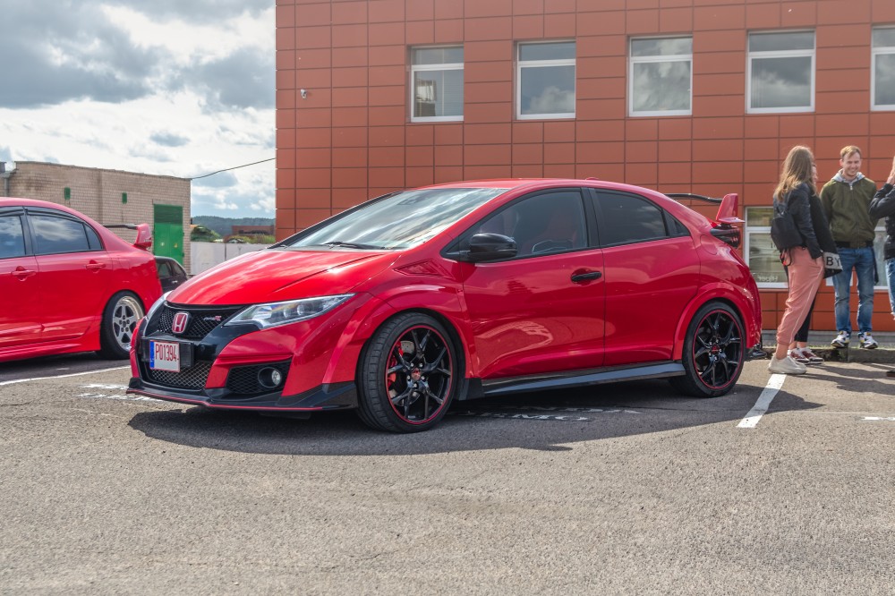 <a href='https://www.autobilis.lt/skelbimai/naudoti-automobiliai/honda' target='_blank' class='phrase'>Honda</a> Civic entuziastų susitikimas (nuotr. Zavacky)