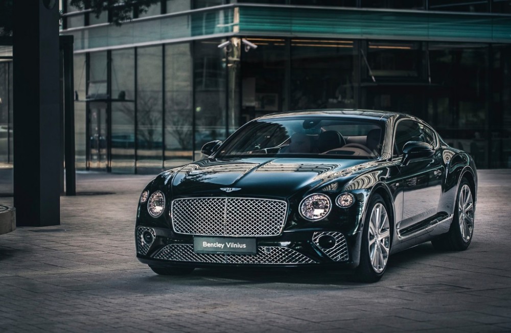 Vilniuje viešintis Bentley Continental GT V8