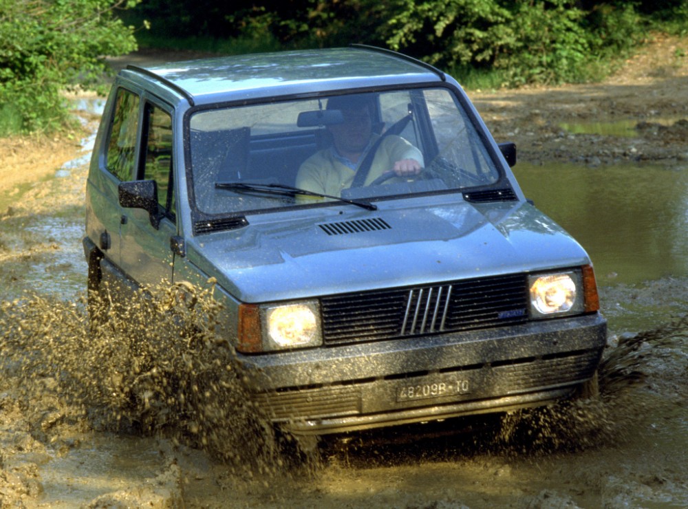 Pirmos kartos Fiat Panda hečbekas