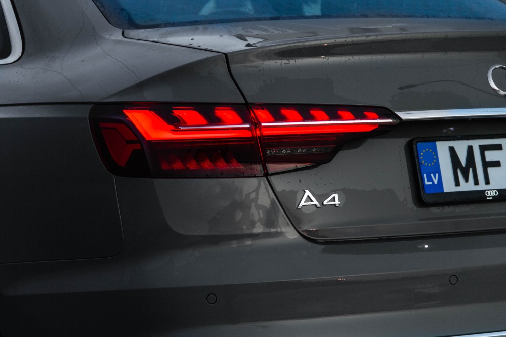 Atsiliepimas apie Audi A4 40 TFSI