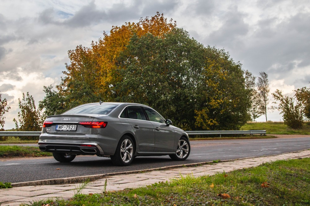 Atsiliepimas apie Audi A4 40 TFSI