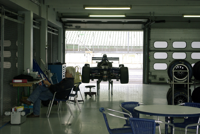 Hockenheimring trasoje matyti automobiliai
