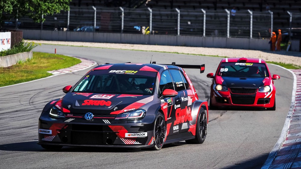 Skuba Racing Team Volkswagen Golf GTi TCR