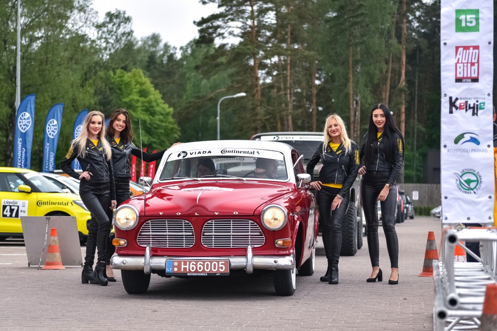 <a href='https://www.autobilis.lt/skelbimai/naudoti-automobiliai/volvo' target='_blank' class='phrase'>Volvo</a> P1800
