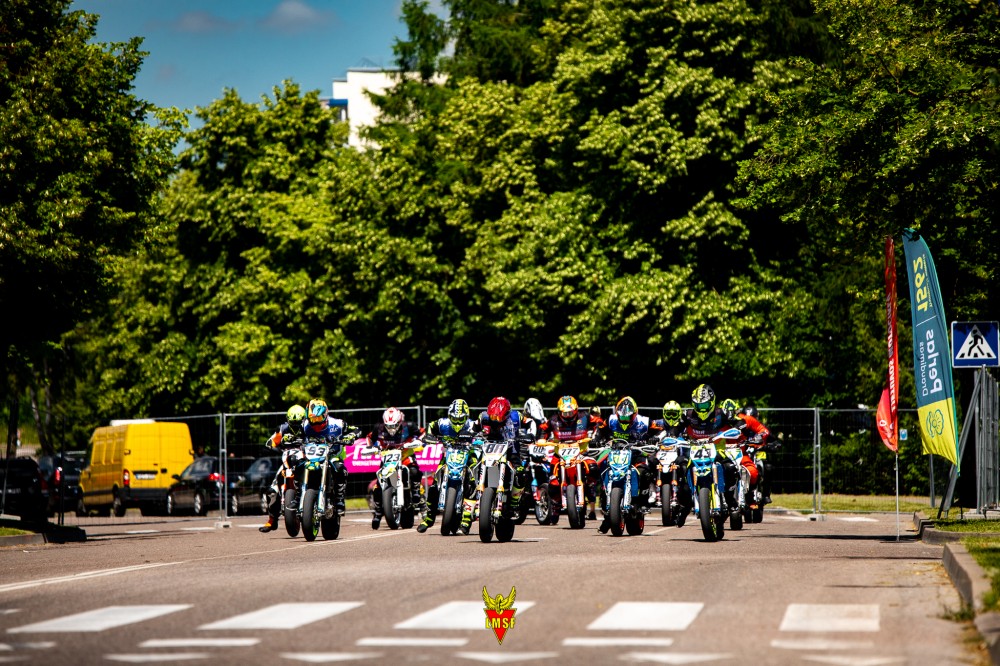 „Supermoto“ pirmasis čempionato etapas