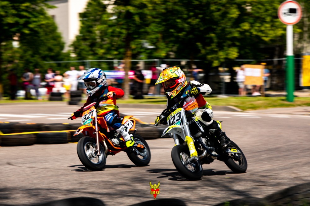 „Supermoto“ pirmasis čempionato etapas