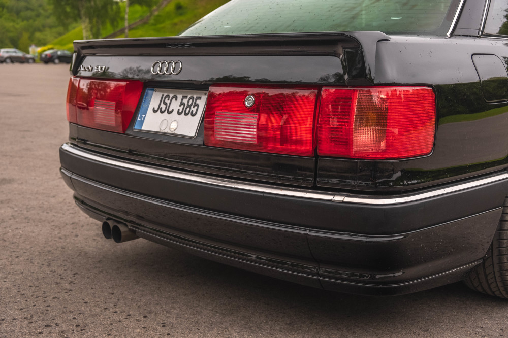 Audi 90