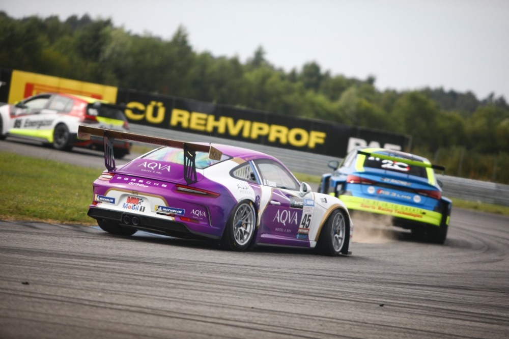 <a href='https://www.autobilis.lt/skelbimai/naudoti-automobiliai/porsche' target='_blank' class='phrase'>Porsche</a> 911 GT3