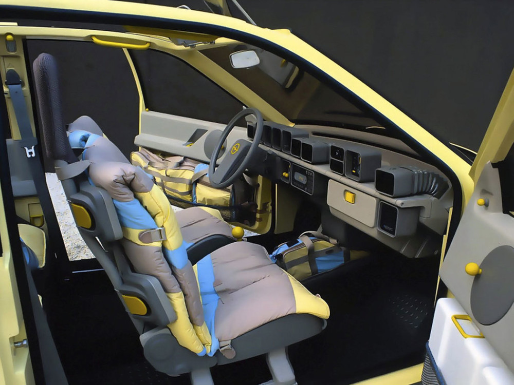 „Opel Junior“: Mažas miesto automobilis su sumaniai suprojektuotu interjeru