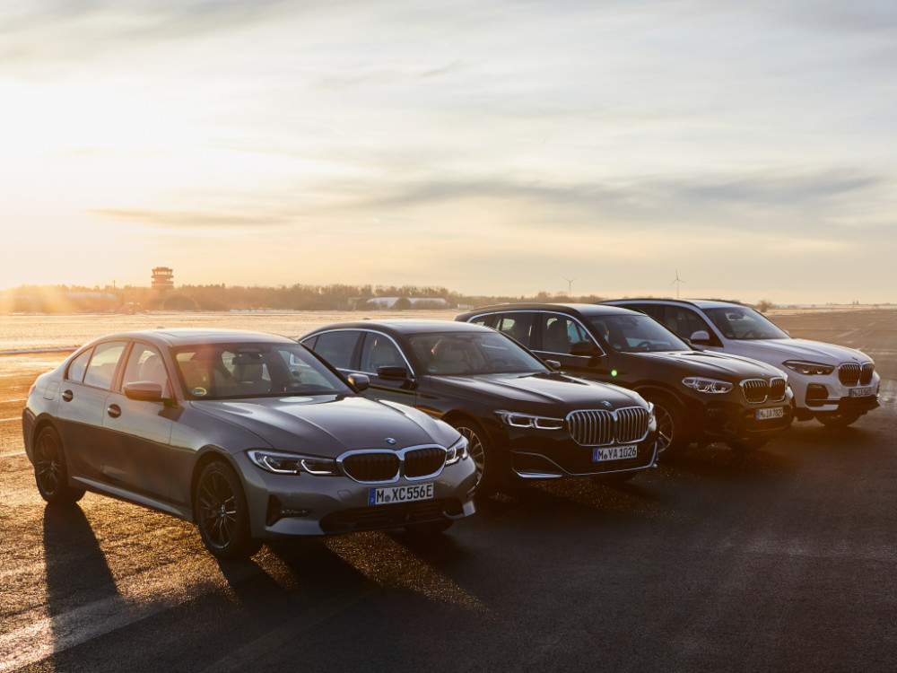 <a href='https://www.autobilis.lt/skelbimai/naudoti-automobiliai/bmw' target='_blank' class='phrase'>BMW</a> modelių gama
