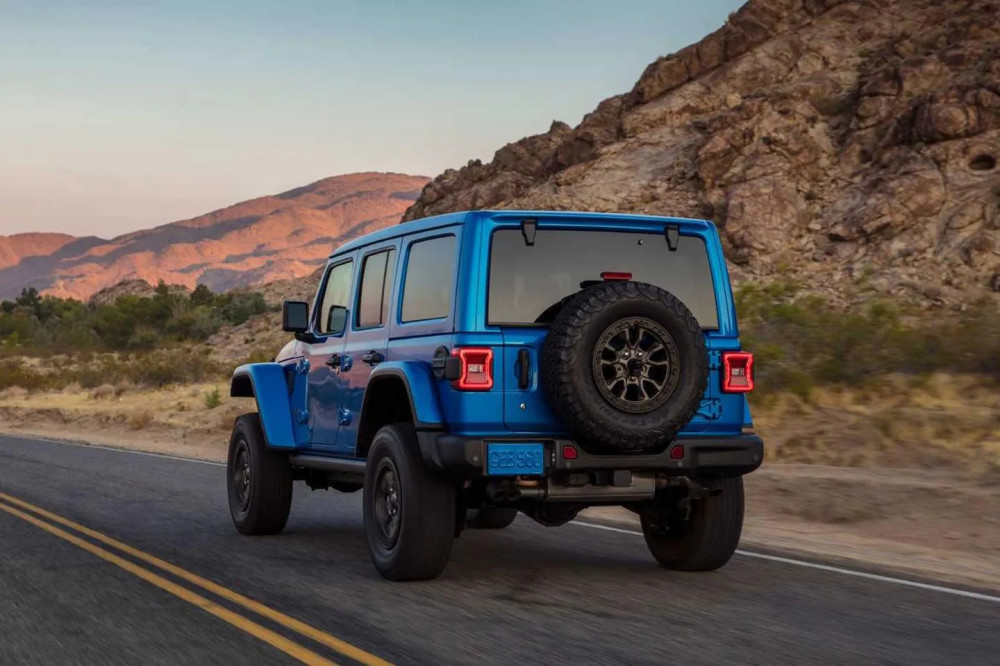 Jeep Wrangler Rubicon 392 is 6.4-litre Hemi-powered 4x4