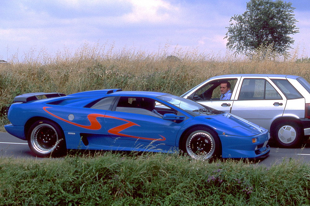 Lamborghini Diablo is a high-performance mid-engine sports car that was built by Italian automotive manufacturer Lamborghini between 1990 and 2001