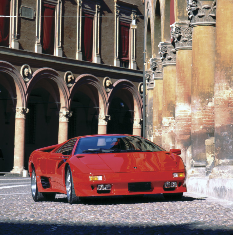 Lamborghini Diablo is a high-performance mid-engine sports car that was built by Italian automotive manufacturer Lamborghini between 1990 and 2001