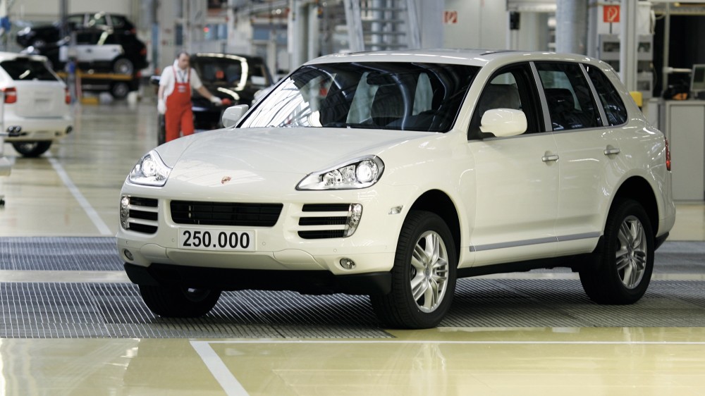 2009 metais Porsche pagamino 250 tūkst. Cayenne modelių