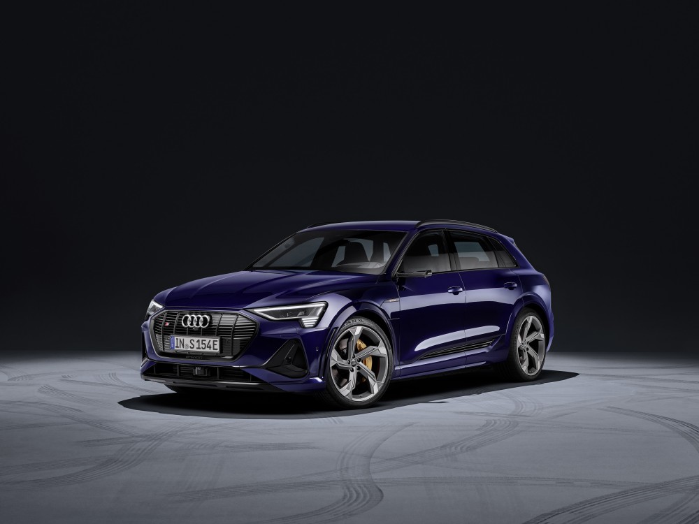 „Audi e-tron S“ ir „Audi e-tron S Sportback“
