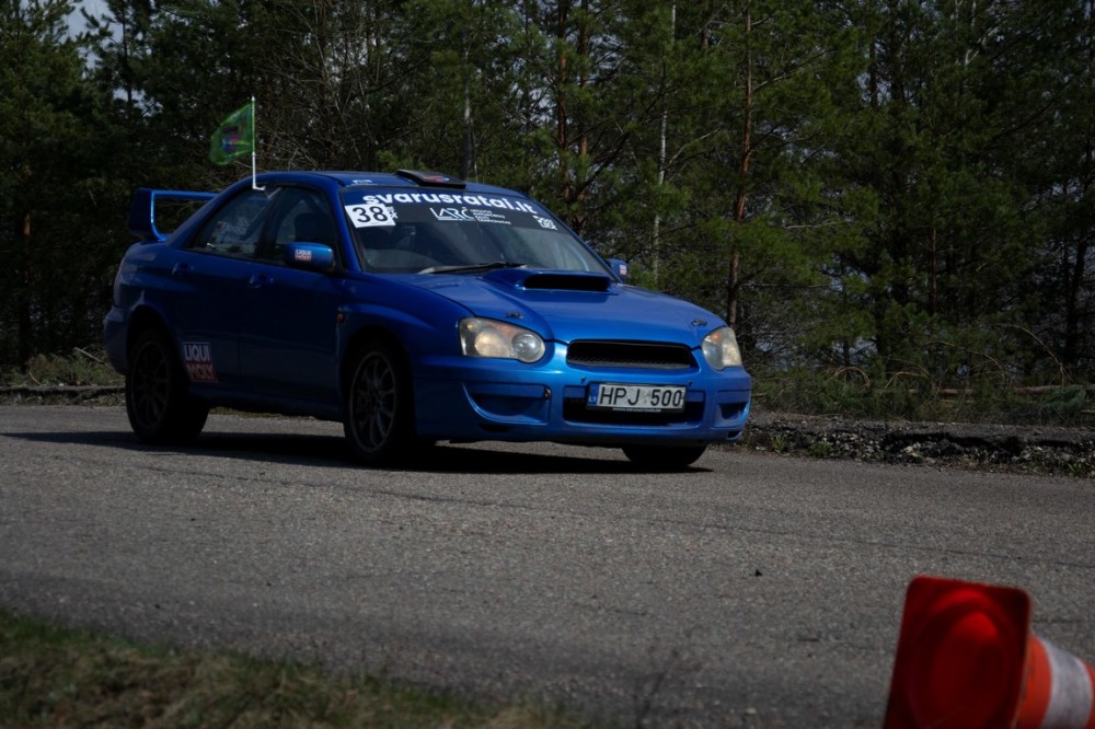 <a href='https://www.autobilis.lt/skelbimai/naudoti-automobiliai/subaru' target='_blank' class='phrase'>Subaru</a> Impreza