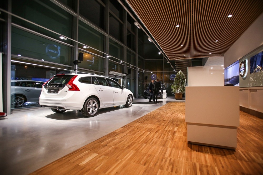 atnaujintas-<a href='https://www.autobilis.lt/skelbimai/naudoti-automobiliai/volvo' target='_blank' class='phrase'>volvo</a>-salonas-atvere-duris-73106264
