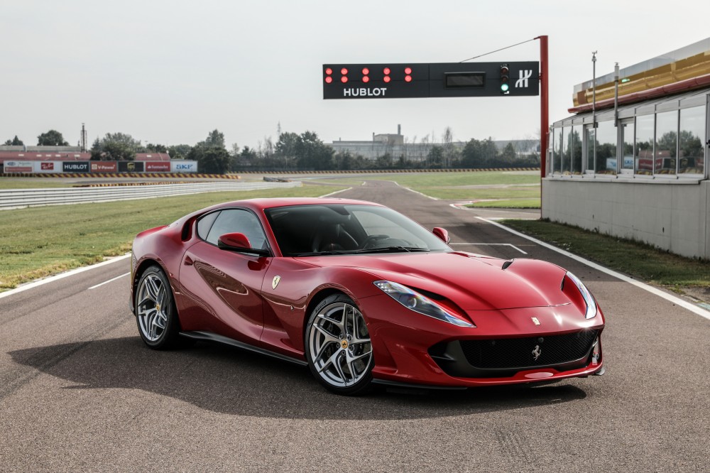 Ferrari 812 Superfast kupė