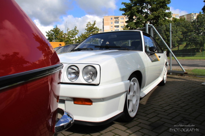 „Opel Retro Lithuania“ bendruomenės susitikime – kelios dešimtys senų „Opel“ markės automobilių