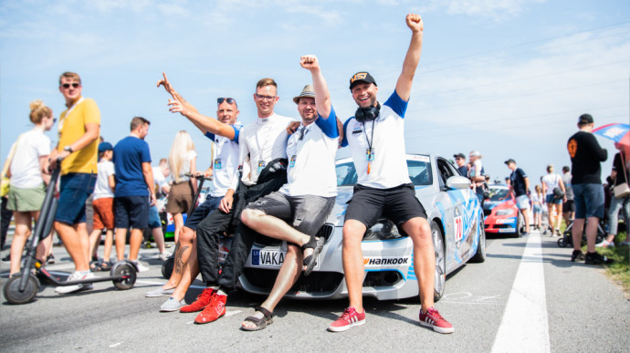 „BMW 325 CUP“ čempionu tapęs Karolis Jovaiša: „Lenktynėse svarbiausia artima kova“