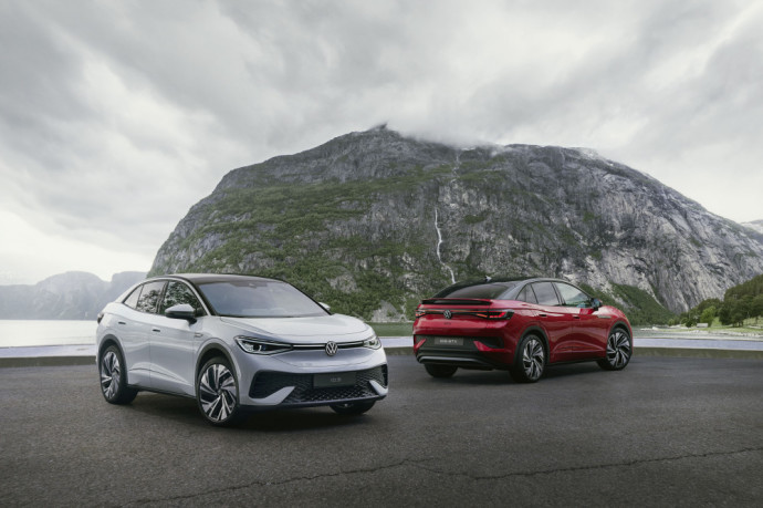 Ar sportiškai akcentais padabinti „Volkswagen ID.5“ privers jus pamiršti „GTI“?