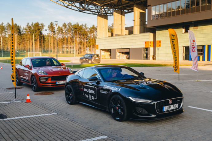 Jaguar F-Type / Porsche Macan / Lietuvos metų automobilio 2022“ rinkimai