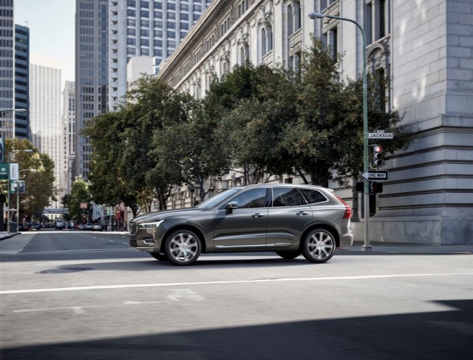 Naujos kartos <a href='https://www.autobilis.lt/skelbimai/naudoti-automobiliai/volvo' target='_blank' class='phrase'>Volvo</a> XC60 SUV