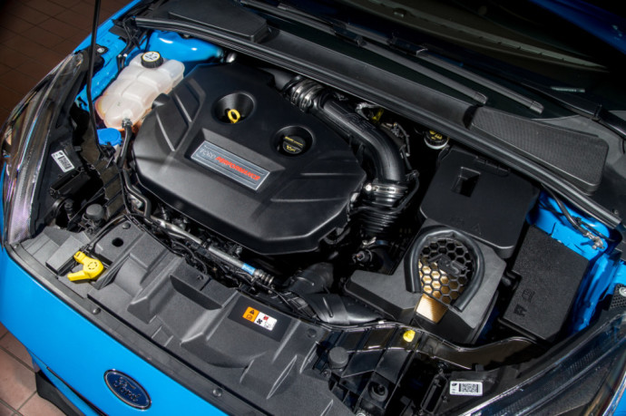 Naudotas „Ford Focus RS“ (MK3): Kompaktiškas granatsvaidis
