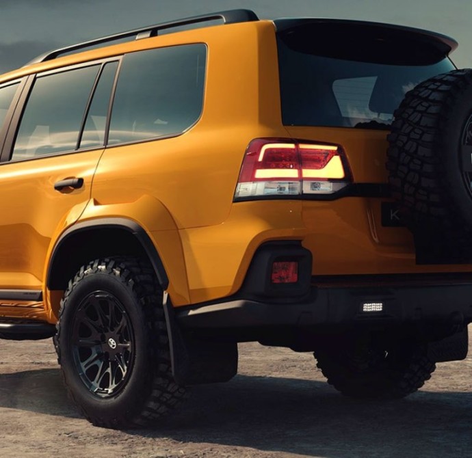 „Khann International“ Toyota Land Cruiser