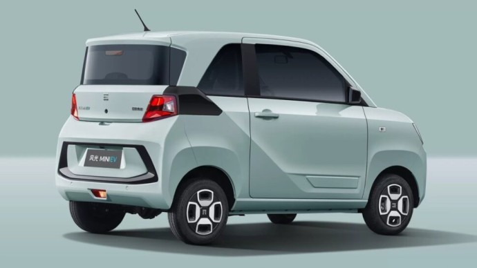 „Wuling HongGuang EV“ kopija