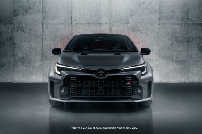 Sportiškų hečbekų gretas papildė „Toyota GR Corolla“