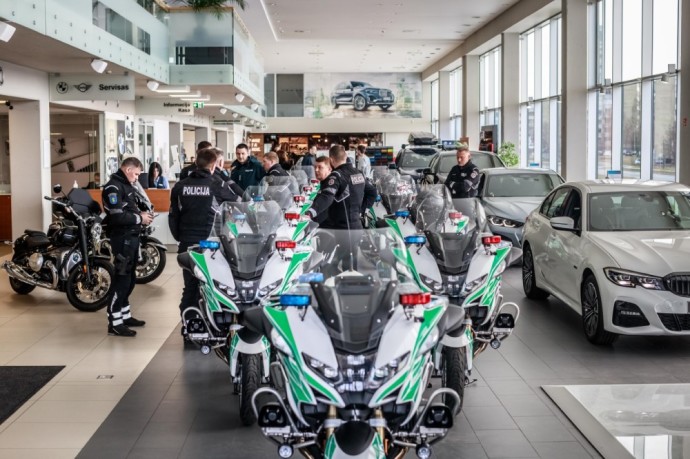 Lietuvos policijos autoparke – 11 naujų BMW motociklų