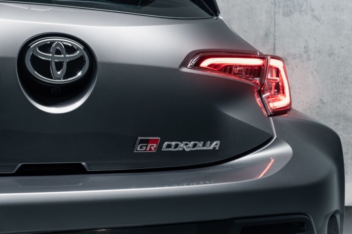Sportiškų hečbekų gretas papildė „Toyota GR Corolla“