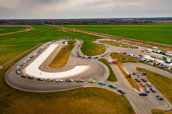 Savaitgalį įvykusiame „Betsafe Drift Matsuri“ – 140 automobilių