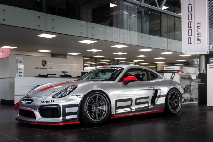 „Porsche Baltic“ komanda ruošiasi pirmajam sezono startui artėjantį savaitgalį